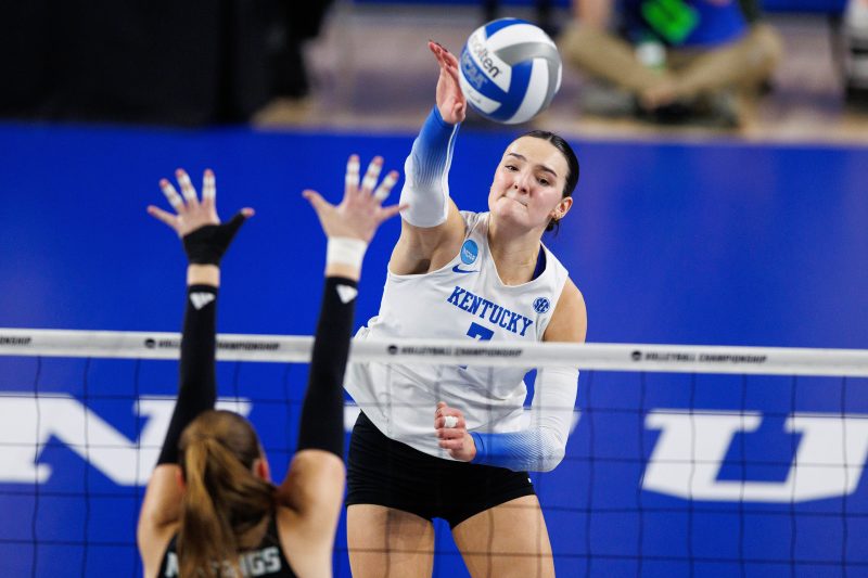 2025 NCAA volleyball Final Four preview: Matchups, starters, X-factors