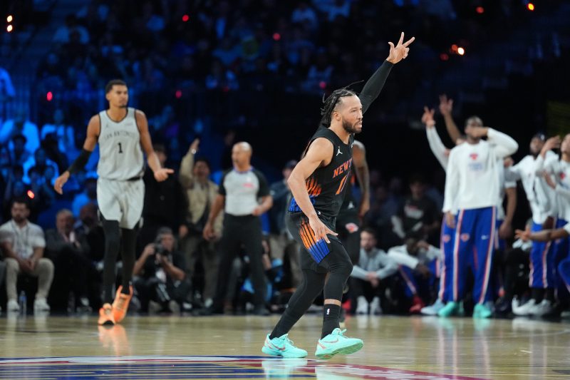 Knicks surge past upstart Spurs to win NBA Cup: Highlights