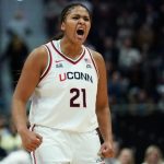 NCAA women’s basketball bracketology: Who is the No. 1 seed?